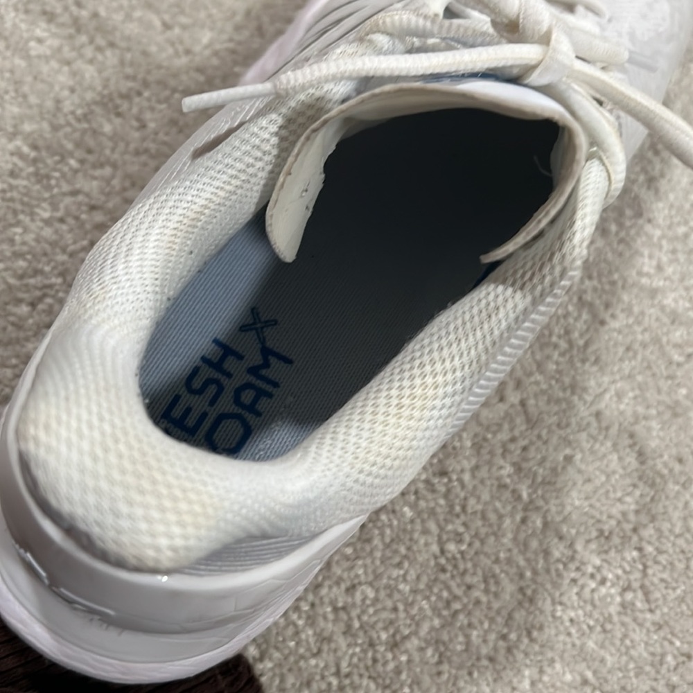 New Balance Fresh Foam Sneakers View 4